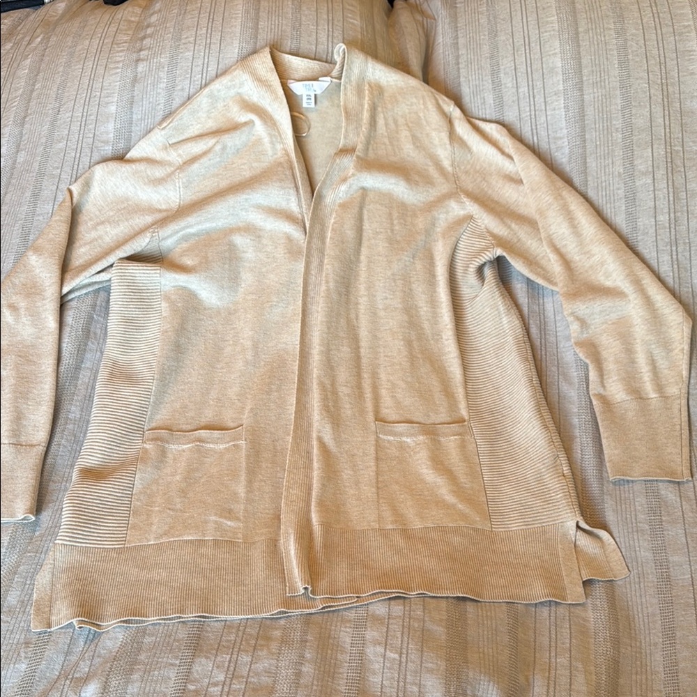 Time and Tru Cream Cardigan Sweater